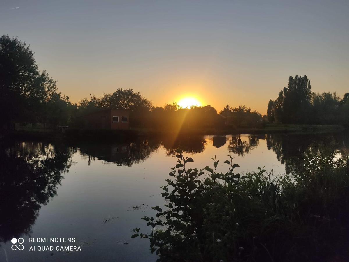 Le Cocon des Hortillonnages d'Amiens Camon  Extérieur photo